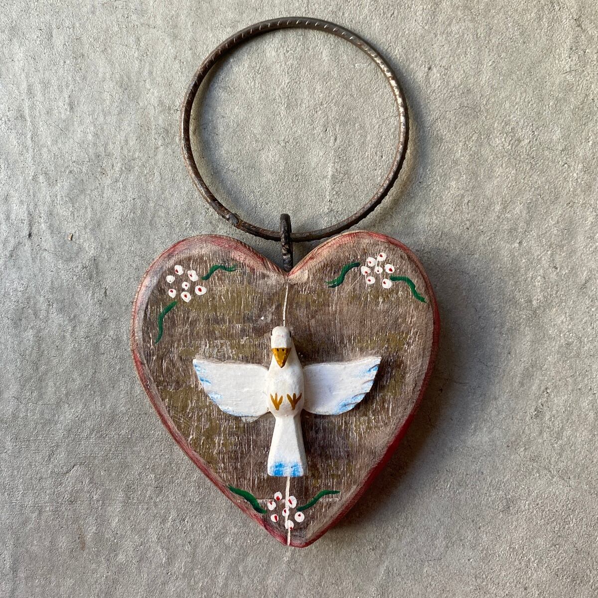 フォークアート OA 壁掛け アイアン 幸せを運ぶ白い鳩 &ホワイトフラワー