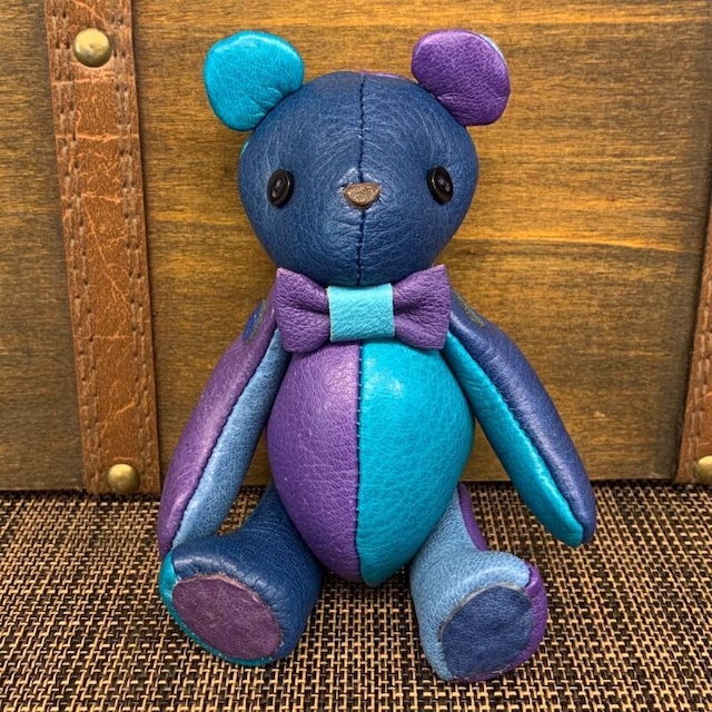 ジビエレザー鹿革ベルベア★マイスターの手作り「ベルズベア」カラフルブルー系 写真の1点販売です
