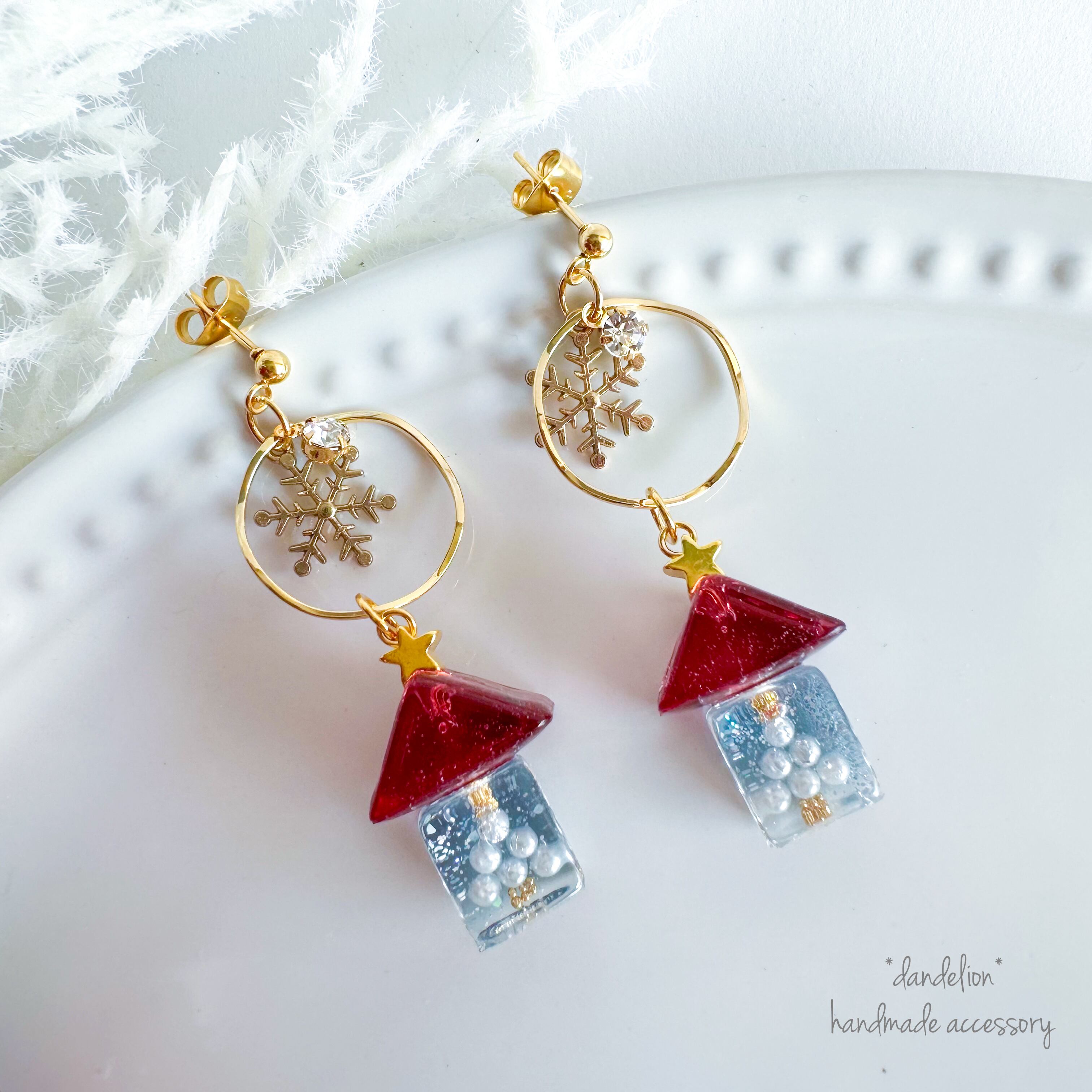 クリスマスツリーハウスピアス/イヤリング | *dandelion* ガラスドーム