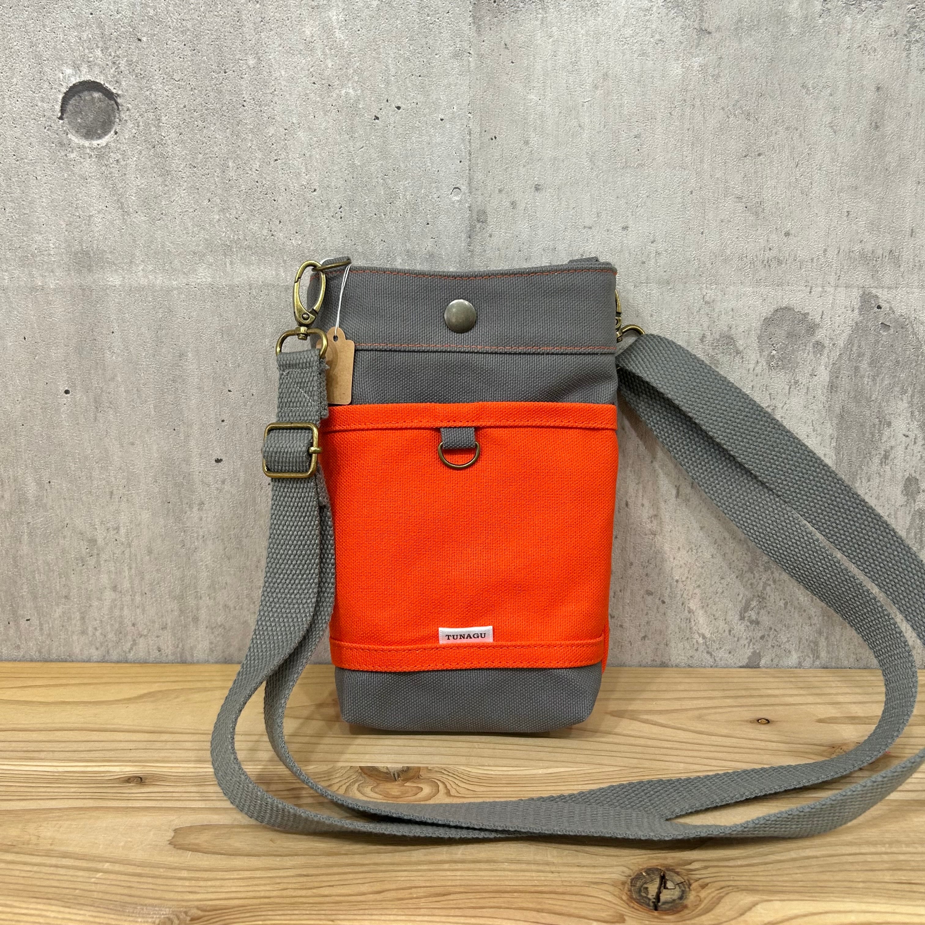 【選べる紐付 】 -* Pochette Shoulder Bag *-【グレー×スカーレット】