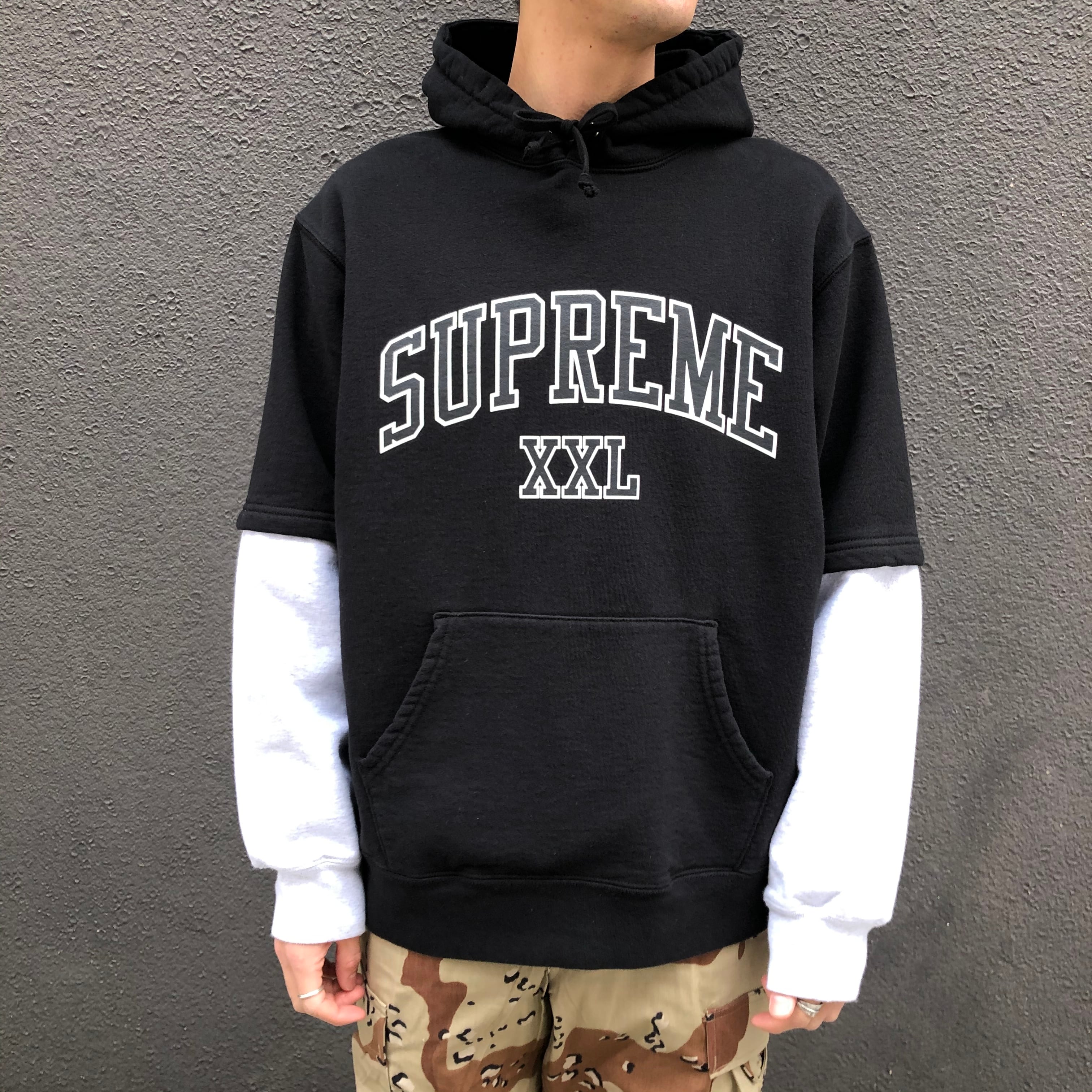 supreme XXL hooded sweatshirt 