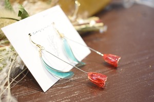 【イヤリング変更可能】cossun*/お花のピアス