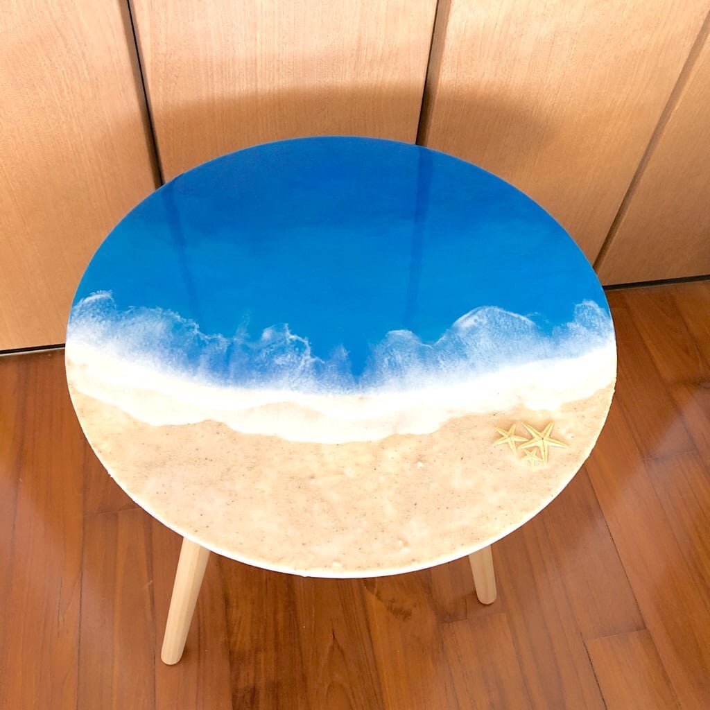 のしずく 海のサイドテーブル(小さな海シリーズ)カフェテーブル by 島