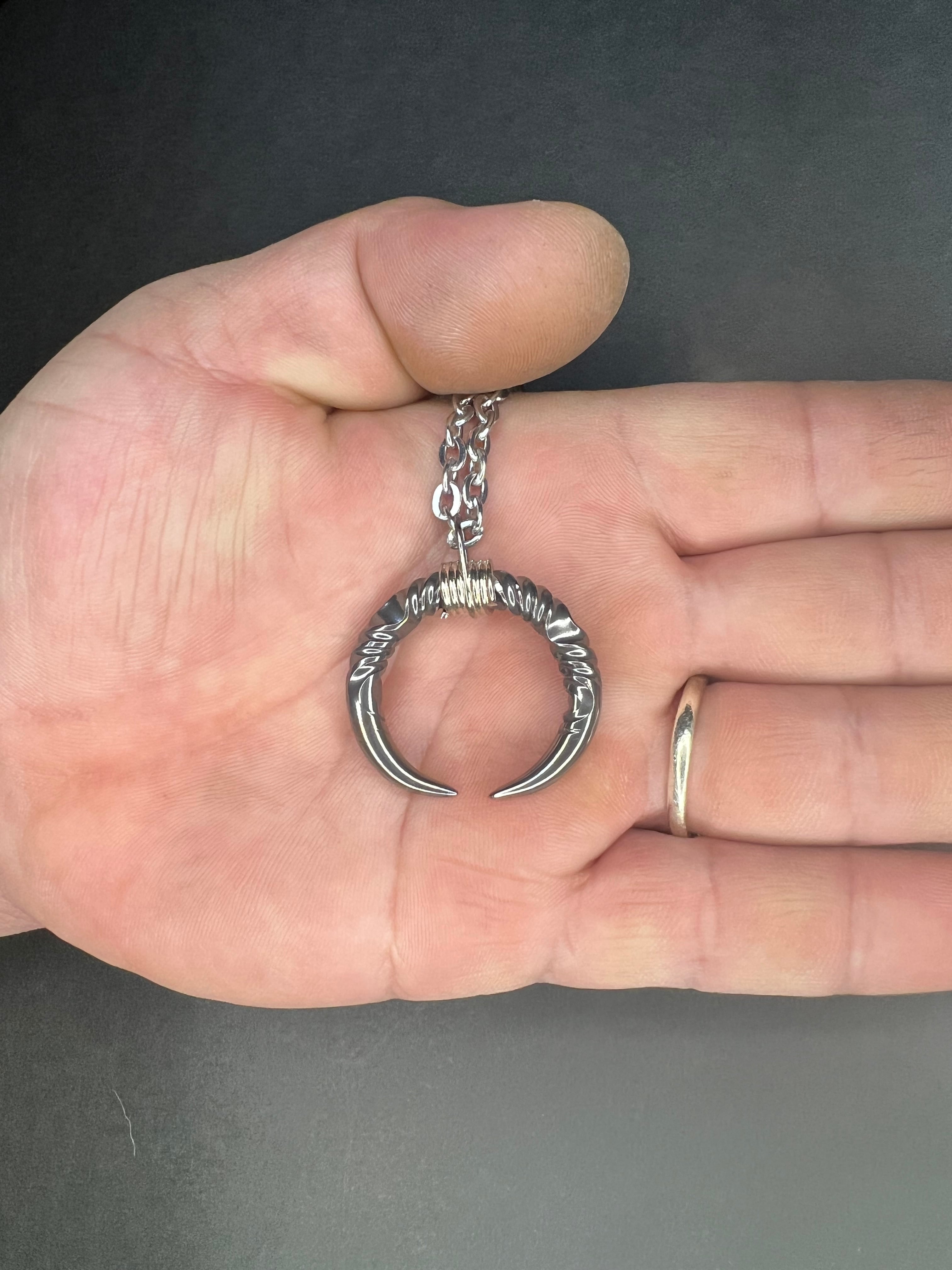 twist fang necklace① | forthcraft