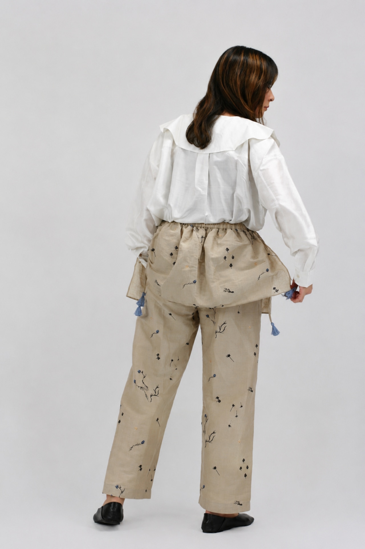 【BUNON】 Round Collar Blouse / B.White