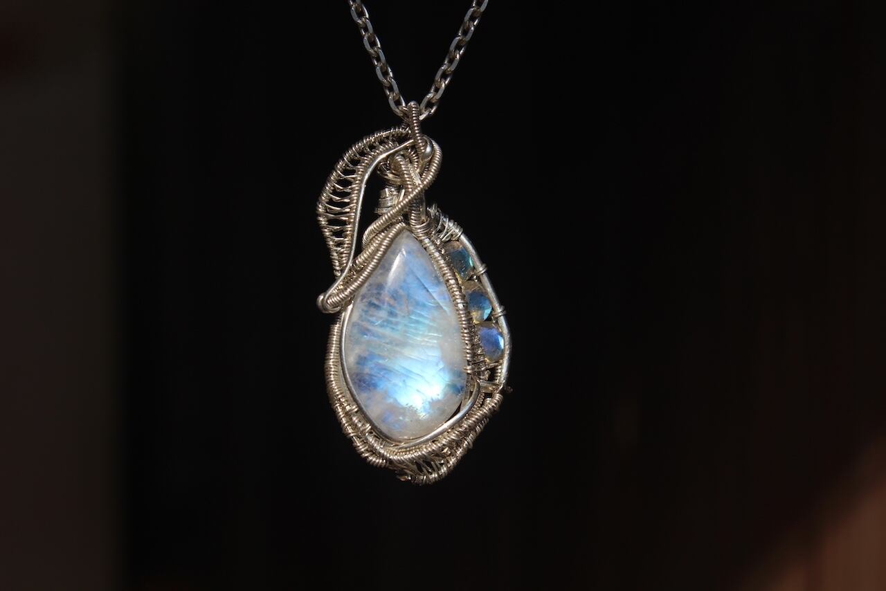 Rainbow moonstone & Labradorite silver925 wire wrapping pendant