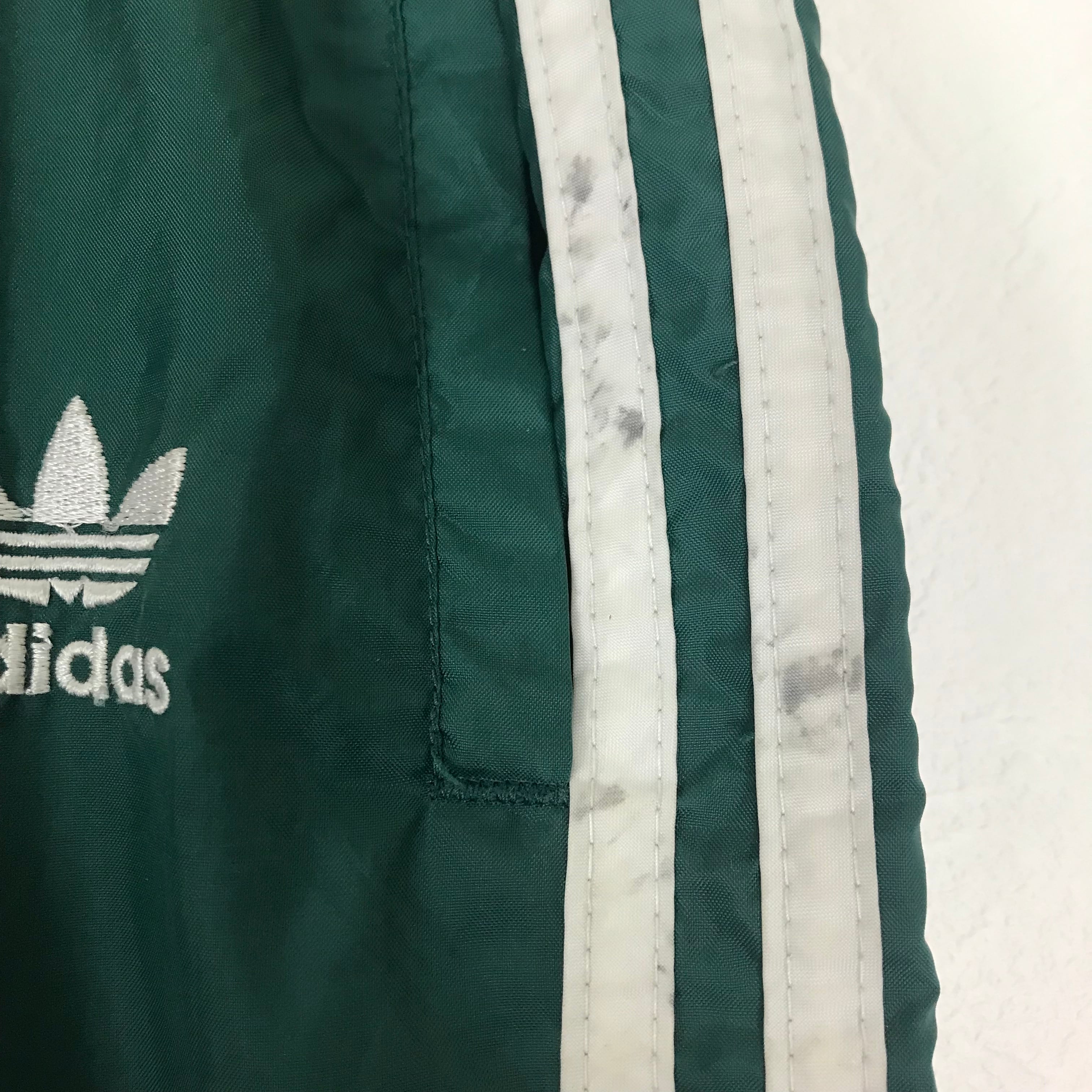 90s adidas トラックパンツ 緑