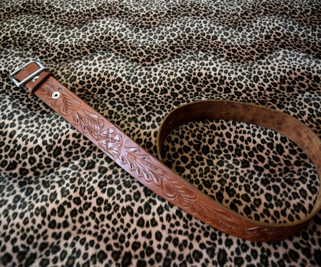 BUCHEIMER HAND TOOLED LEATHER GARRISON BELT 36