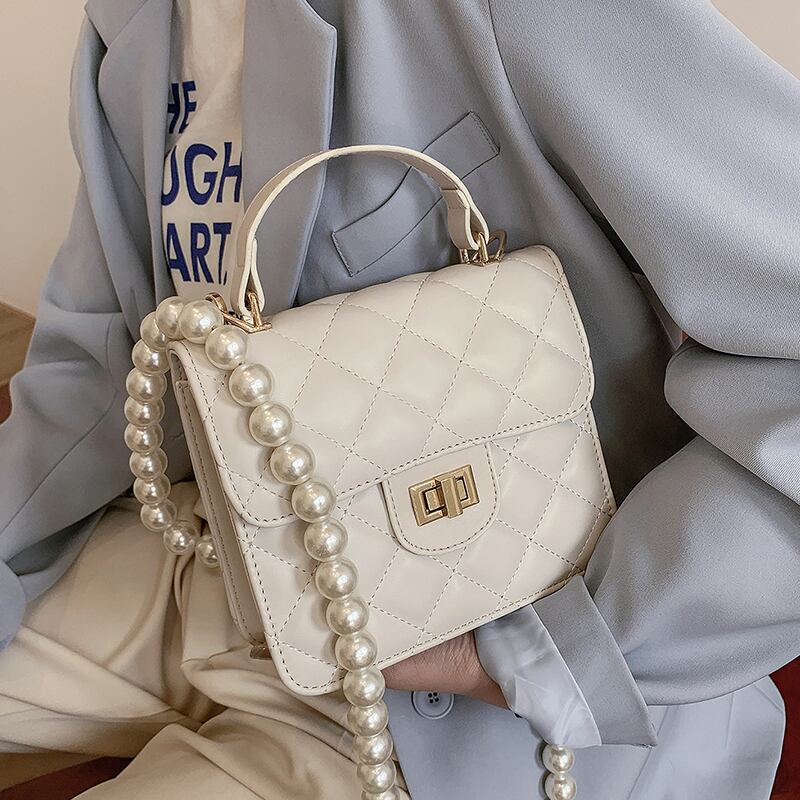 レッドサマーパールチェーン 夏物 真珠 スクウェア メッセンジャーバッグ Tiancai_Wing_Bag47499580124