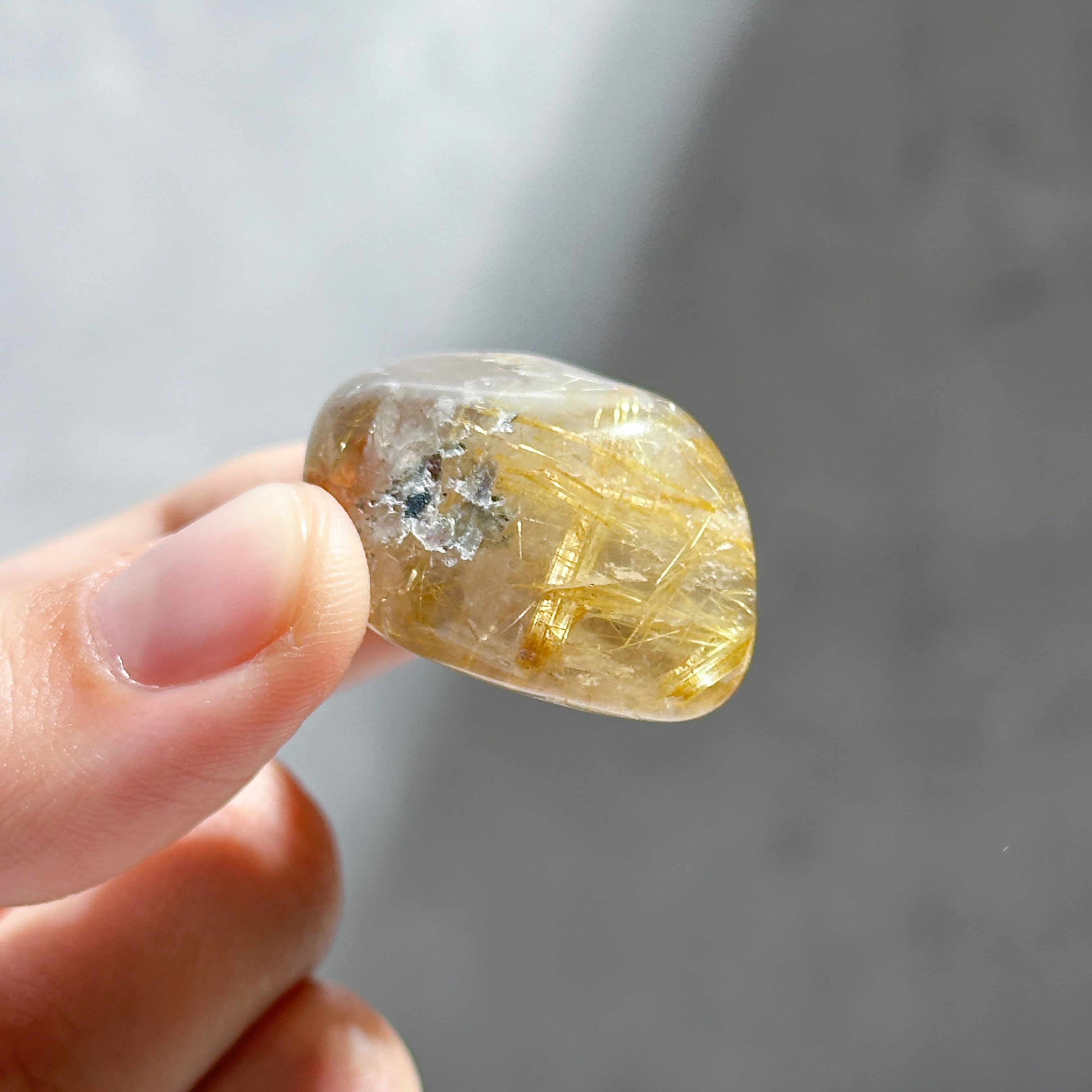 ルチルインクォーツ タンブル34◇ Rutile in Quartz◇天然石・鉱物