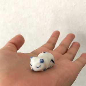 小さな眠りねこ