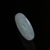 【9号】絶妙なグリーンが何とも言えない！ 天然翡翠リング くり抜き甲丸リング A貨翡翠 jd_rg1161