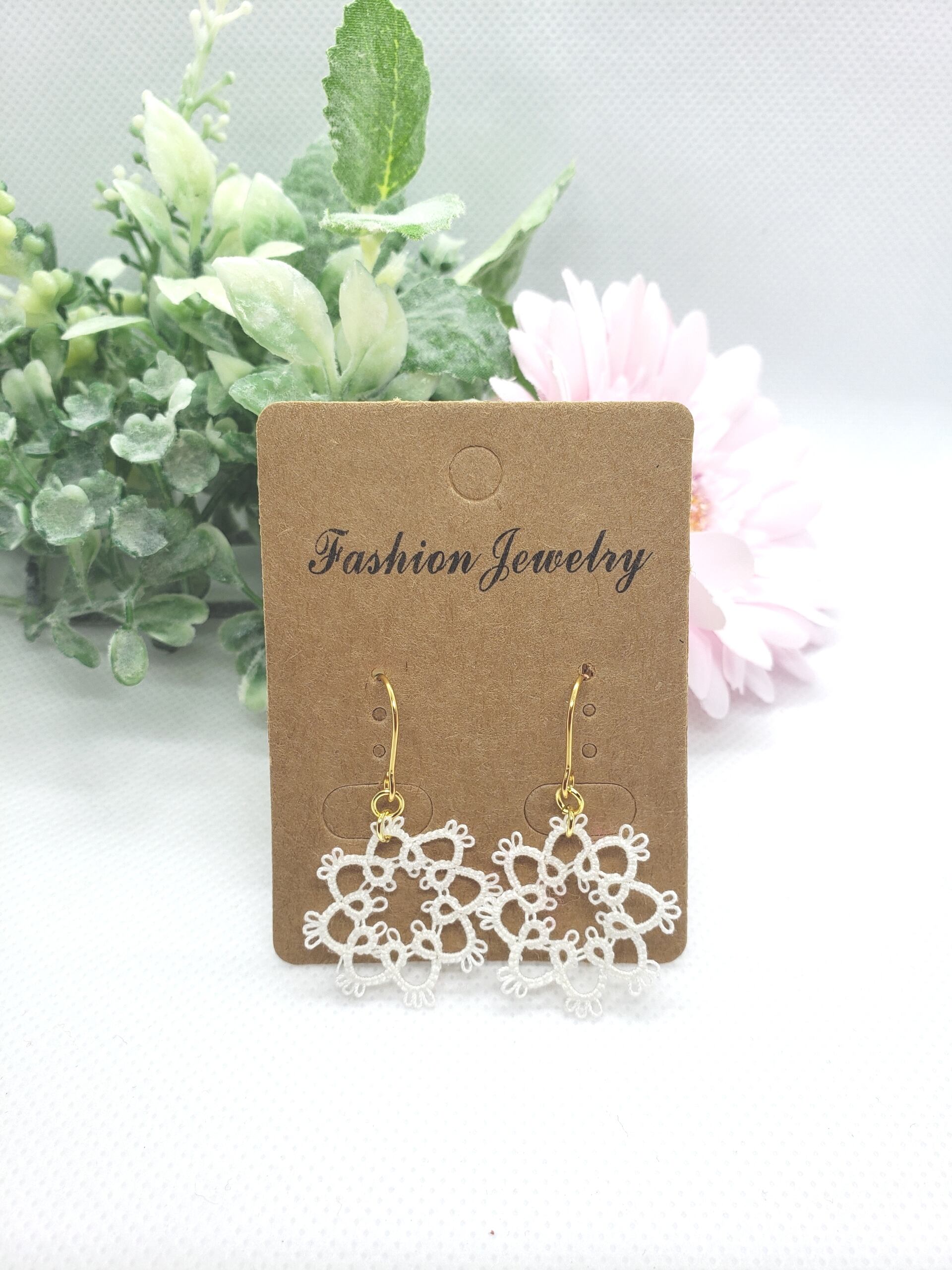 タティングレースのピアス リングフラワー ホワイト 縁千色