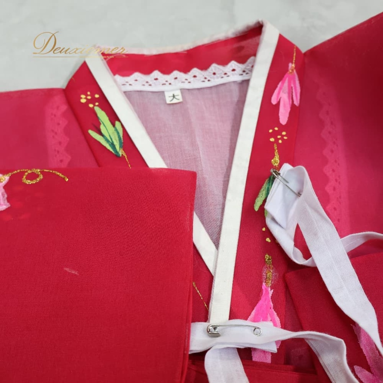 韓国伝統衣装 チマチョゴリ まとめ売り 10点以上 セット 白 紫 青 ワンピース ドレス インナー 明るい かわいい 花 無地 コスプレ 仮装 韓流 韓服 座布団カバー レディース 女性 ホワイト系 レッド系 ピンク系 ブルー系