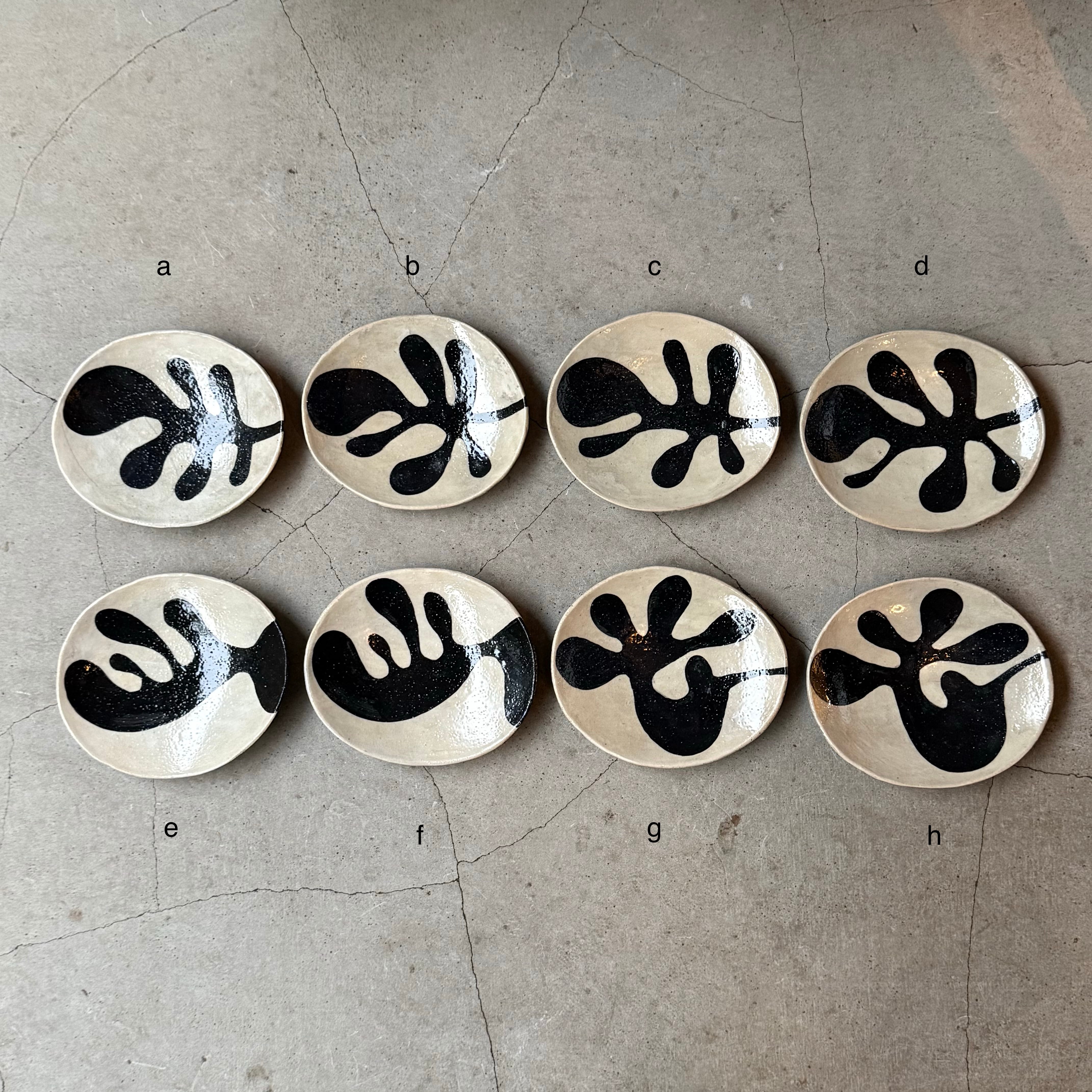 鷹尾葉子 もよう楕円皿 (マチス君) | gallery 一白