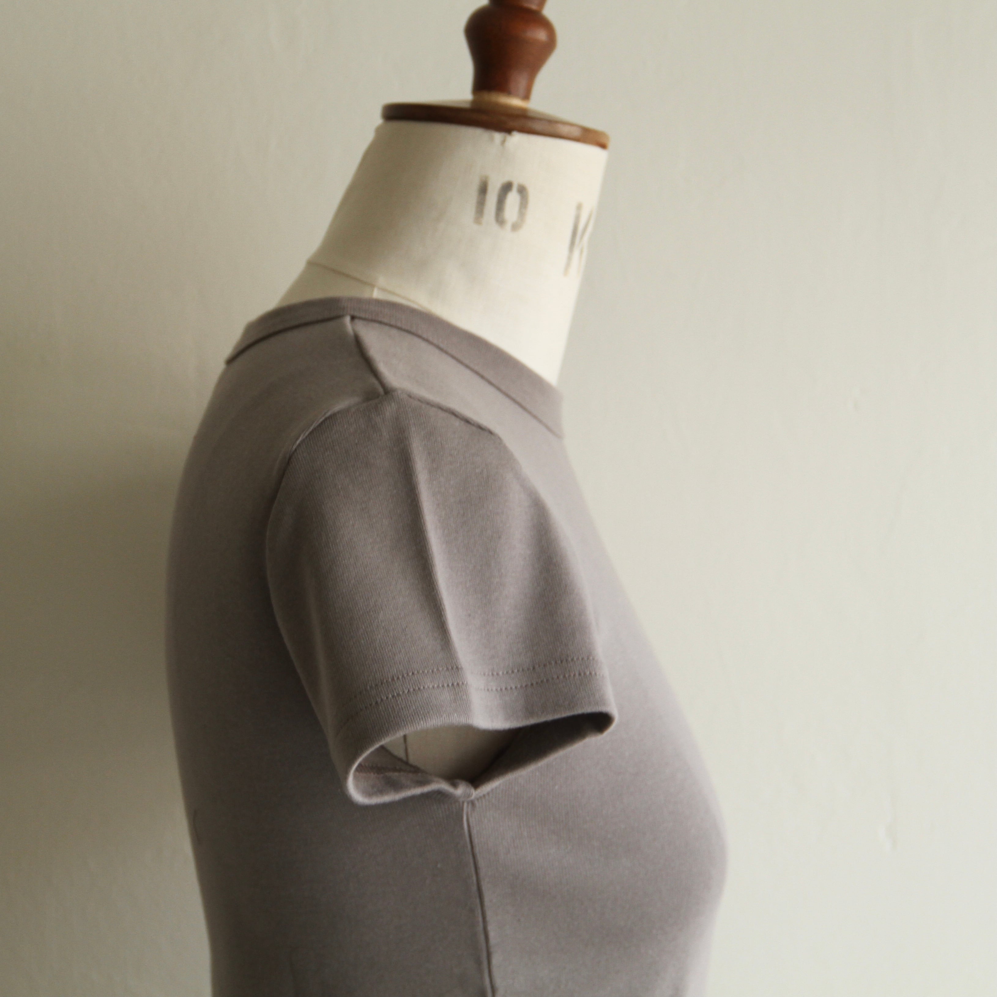 INSCRIRE アンスクリア Fraise タイトフィットTシャツ ホワイト 楽天市場】INSCRIRE 【アンスクリア】 Fraise Tight Fit Tee