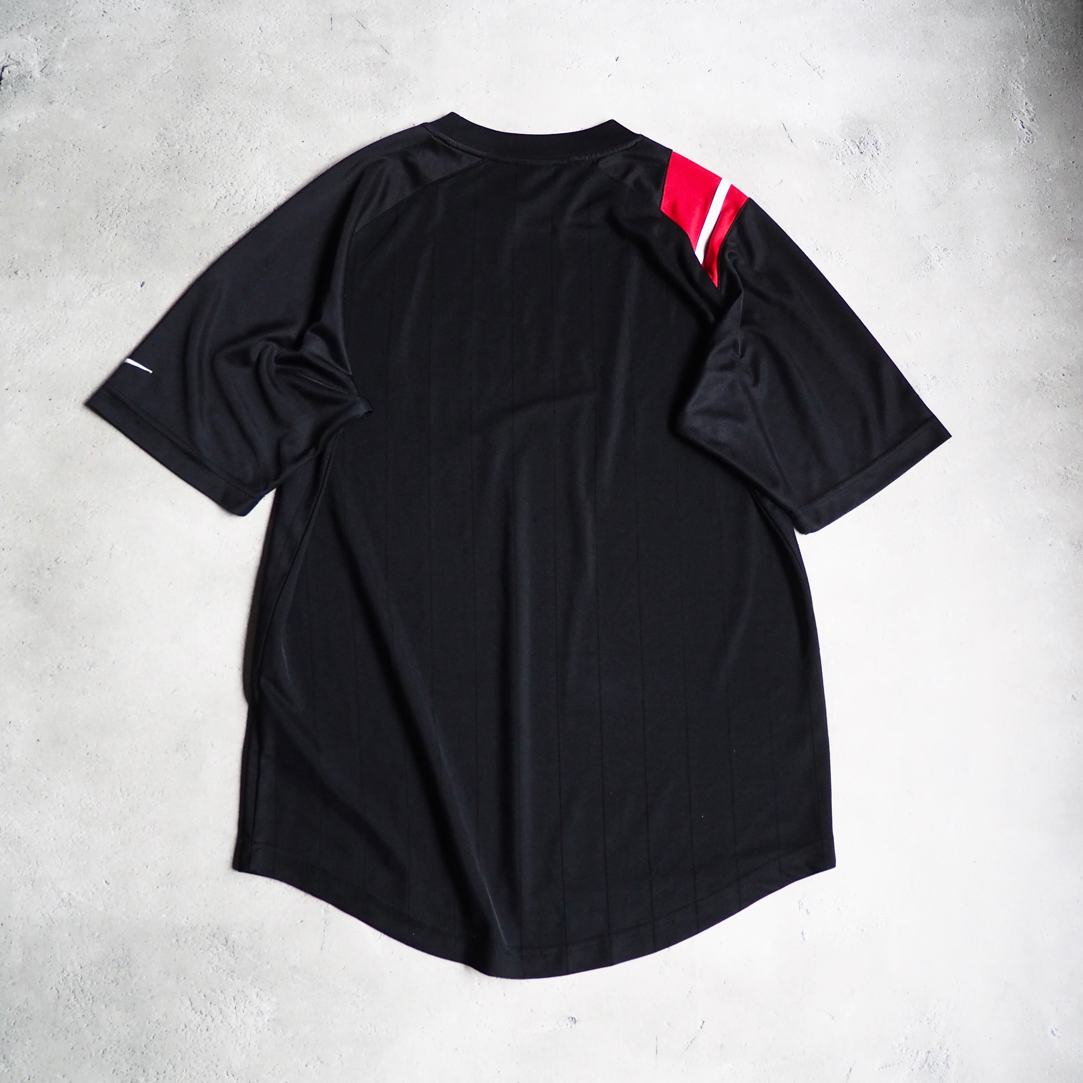 2000s " NIKE " Switching Panel × Logo Design Y2K Track Tee