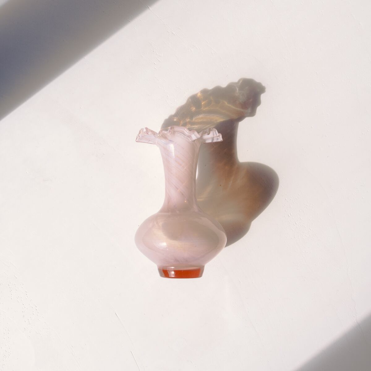 Frill Pink Vase (Small)