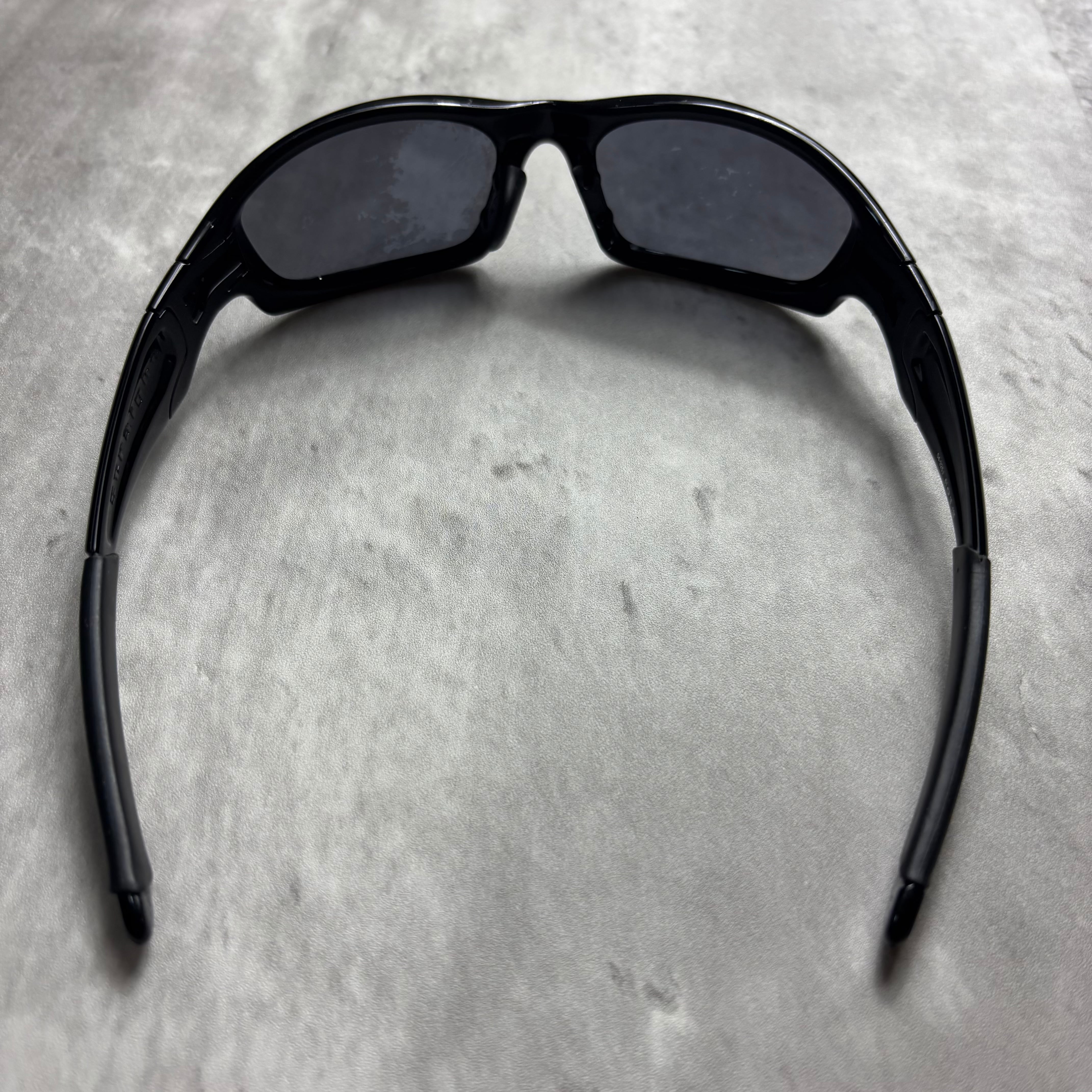 00s OAKLEY 