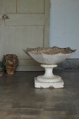 大きなガーデンアーン-antique garden pot