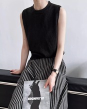 Deep u-neck knit & Vest T20348