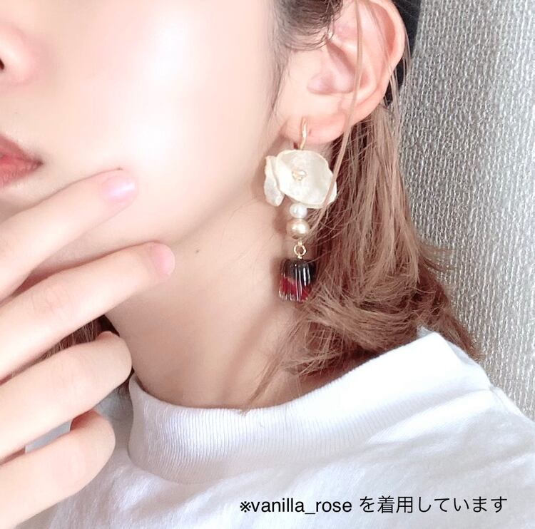 cannelé  （ berry _ lavender ）  ピアス / イヤリング