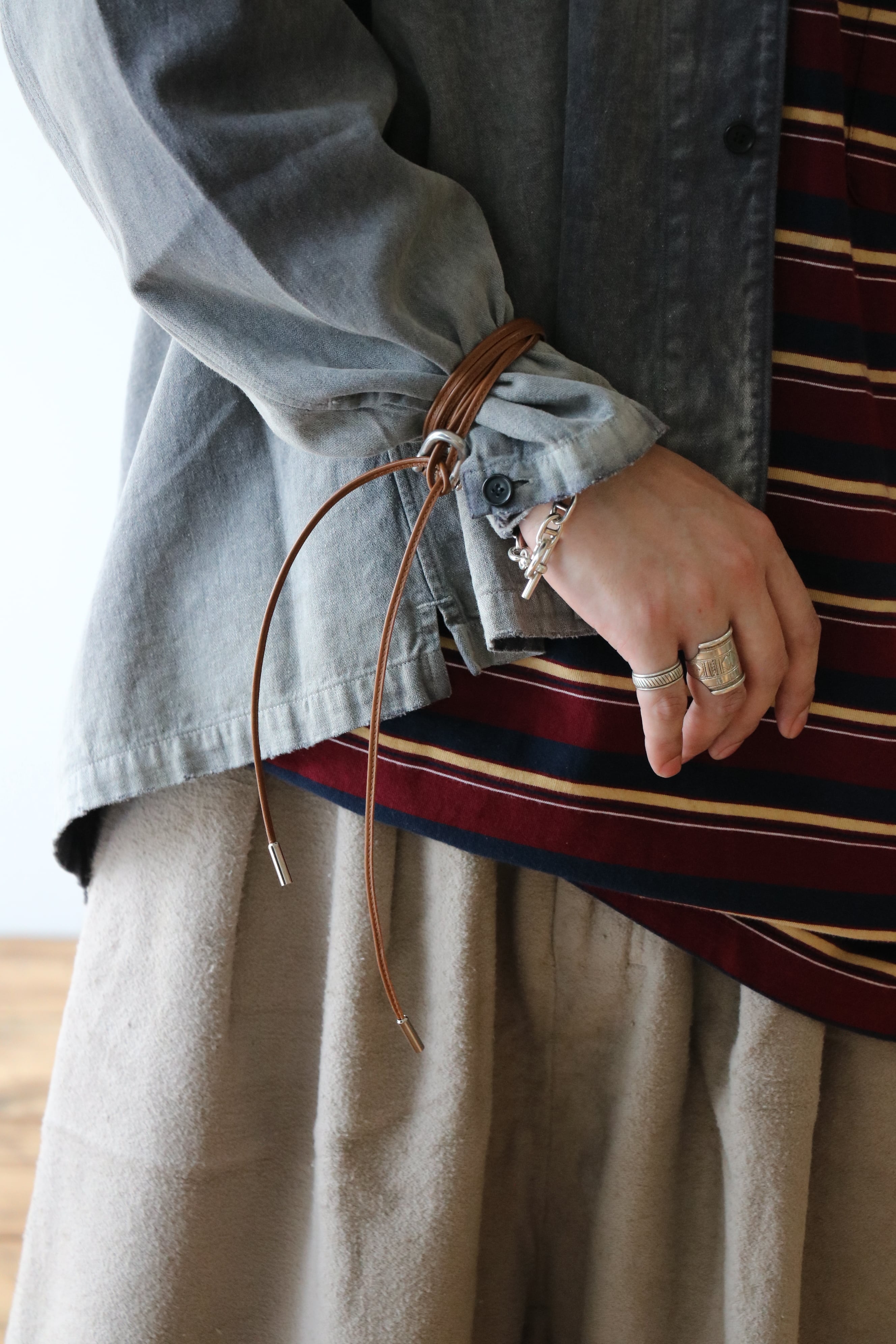 Ancellm / LEATHER ROPE BRACELET / ANC-GD23 / アンセルム レザー