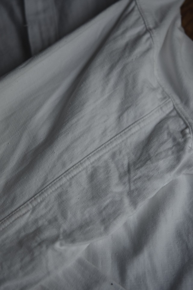 Utah／70's russian military pullover sleeping shirt／white