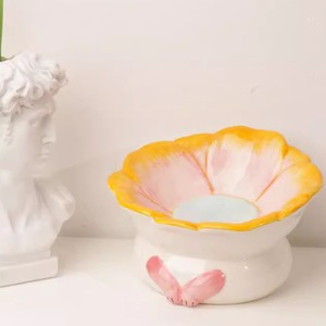 【GOODS】3色展開立体感ある花びらデザインペットボウル