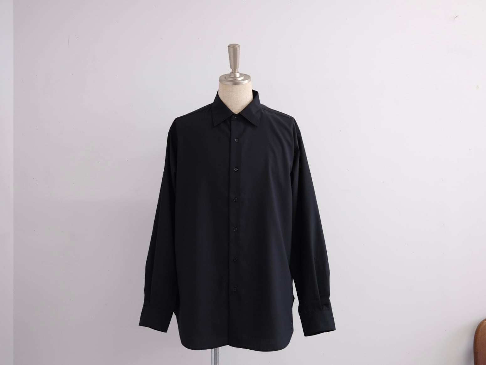 Men's BATONER “ TROPICAL WOOL REGULAR COLLAR SHIRT” ROYAL NAVY