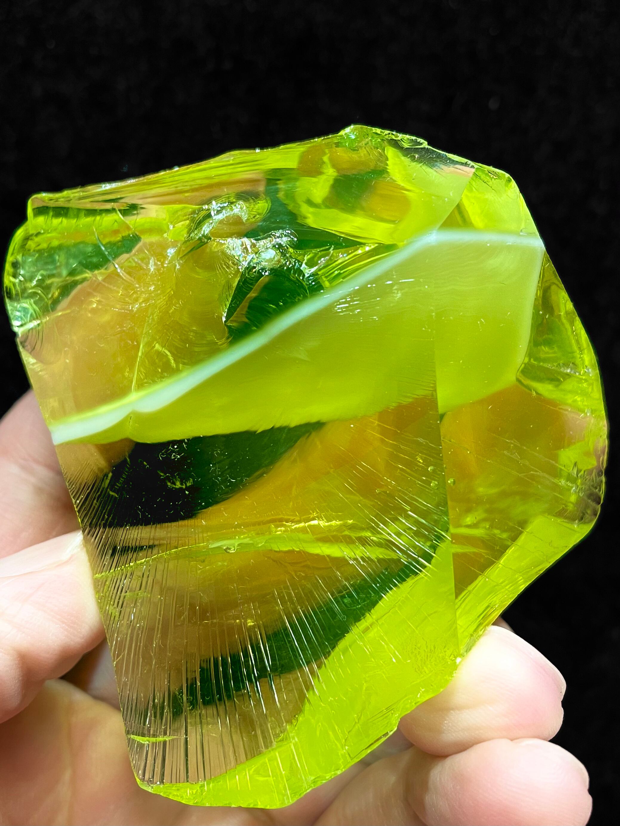 3) カラーチェンジ・蛍光アンダラ「エンジェルオーラ・ラジウム