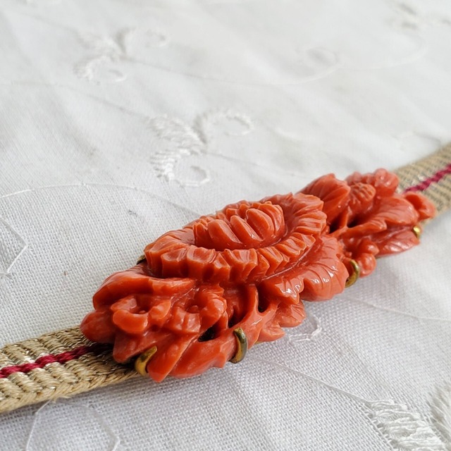 菊の花束 サンゴ 帯留・帯締めセット | アンティーク雑貨・家具・骨董品