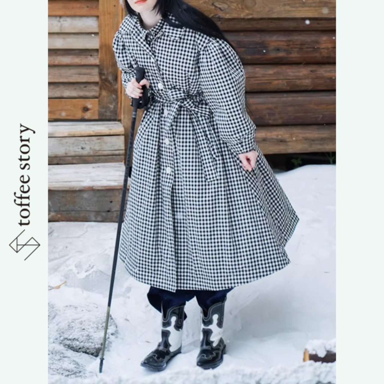 白ボタンが瞬く物語ギンガムの細身ダウンコート《W0218》