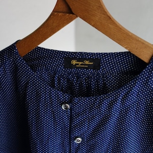 classic germanwork pindot shirt / navy