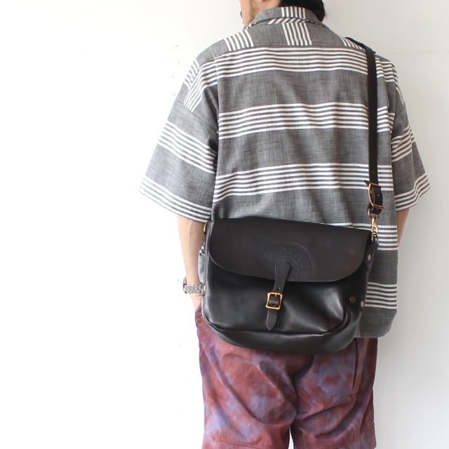 vasco Leather Postman Shoulder Bag - REGULAR - VS-247L （BLACK