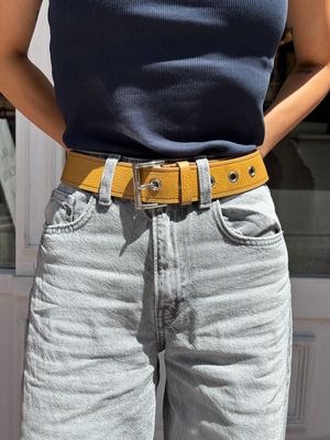 PRADA / vintage beige  leather  belt.