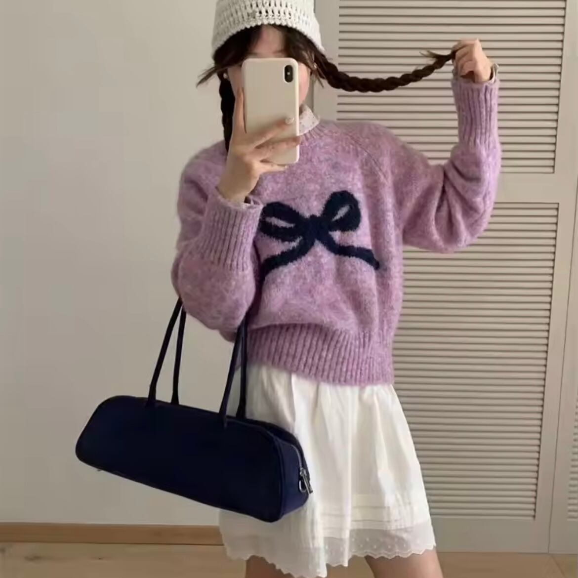 クルーネックリボンニット