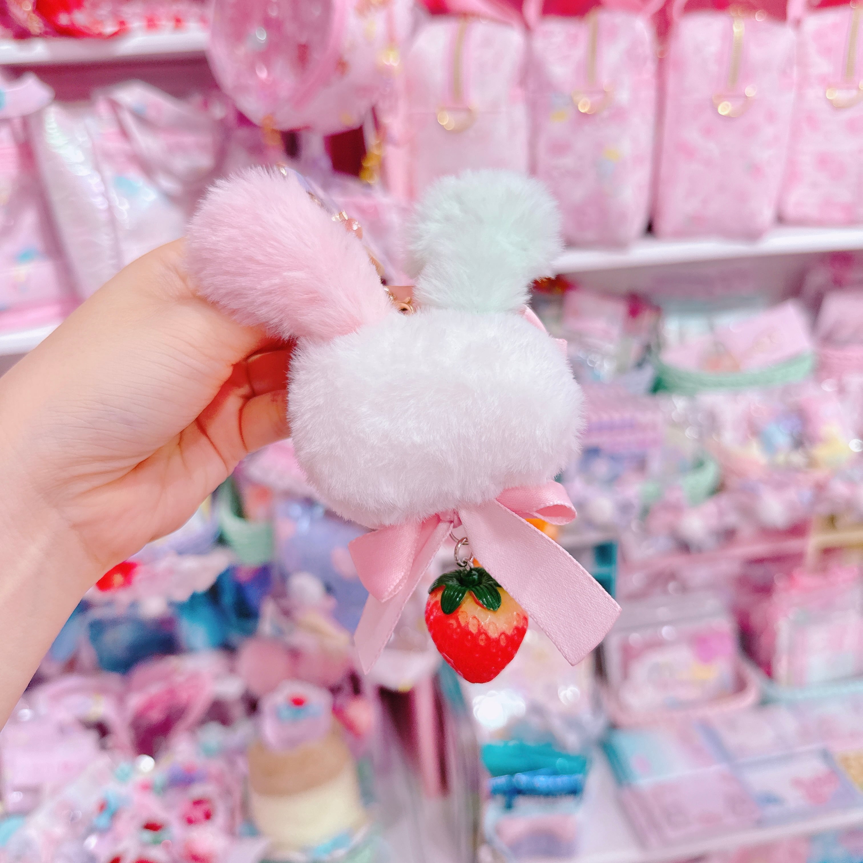 【G6】45-16モグモグちゃんころりんいちごキーホルダー