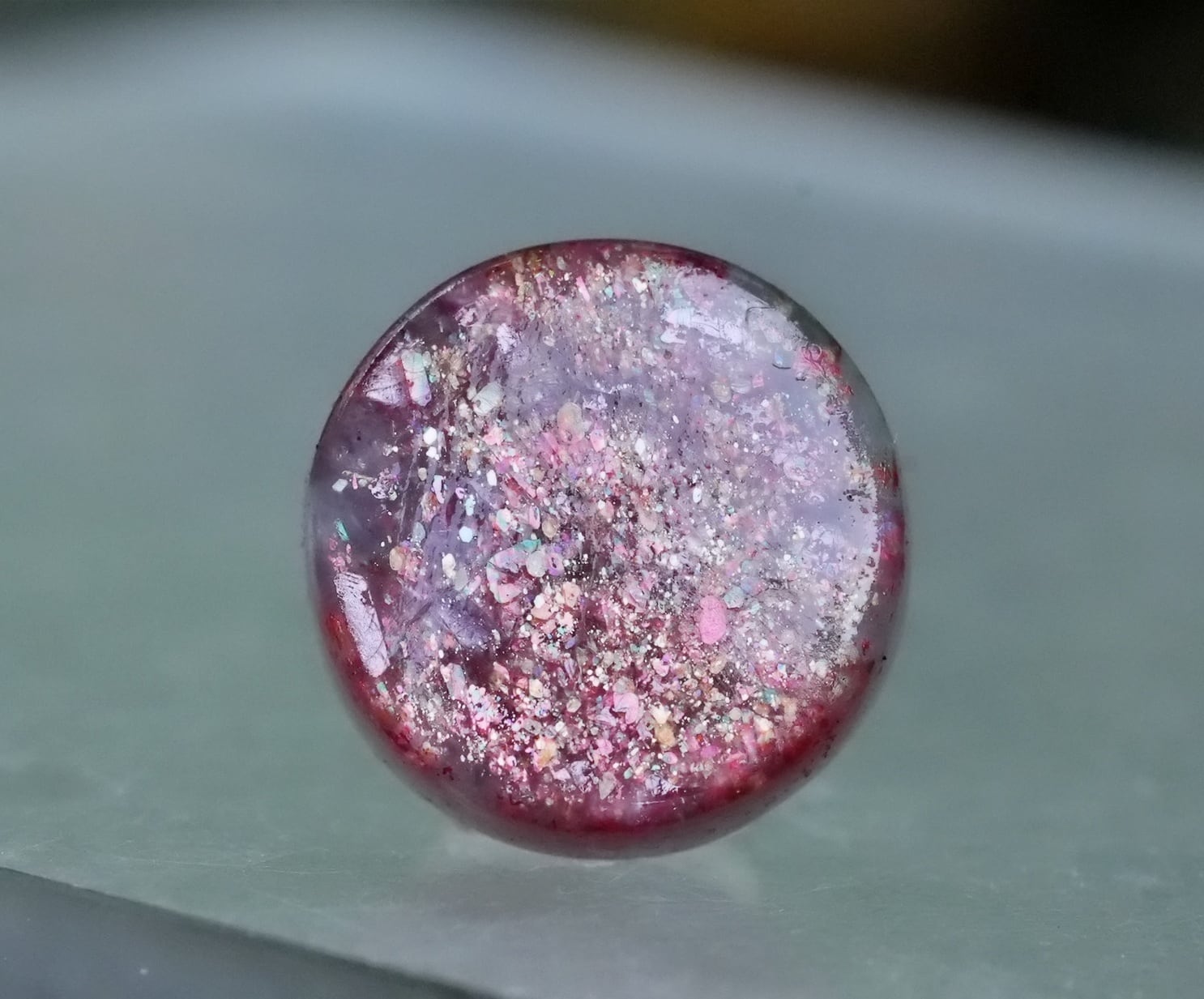 ピンク☆ブラットショットアイオライトサンストーン 21×14mm 煌めき
