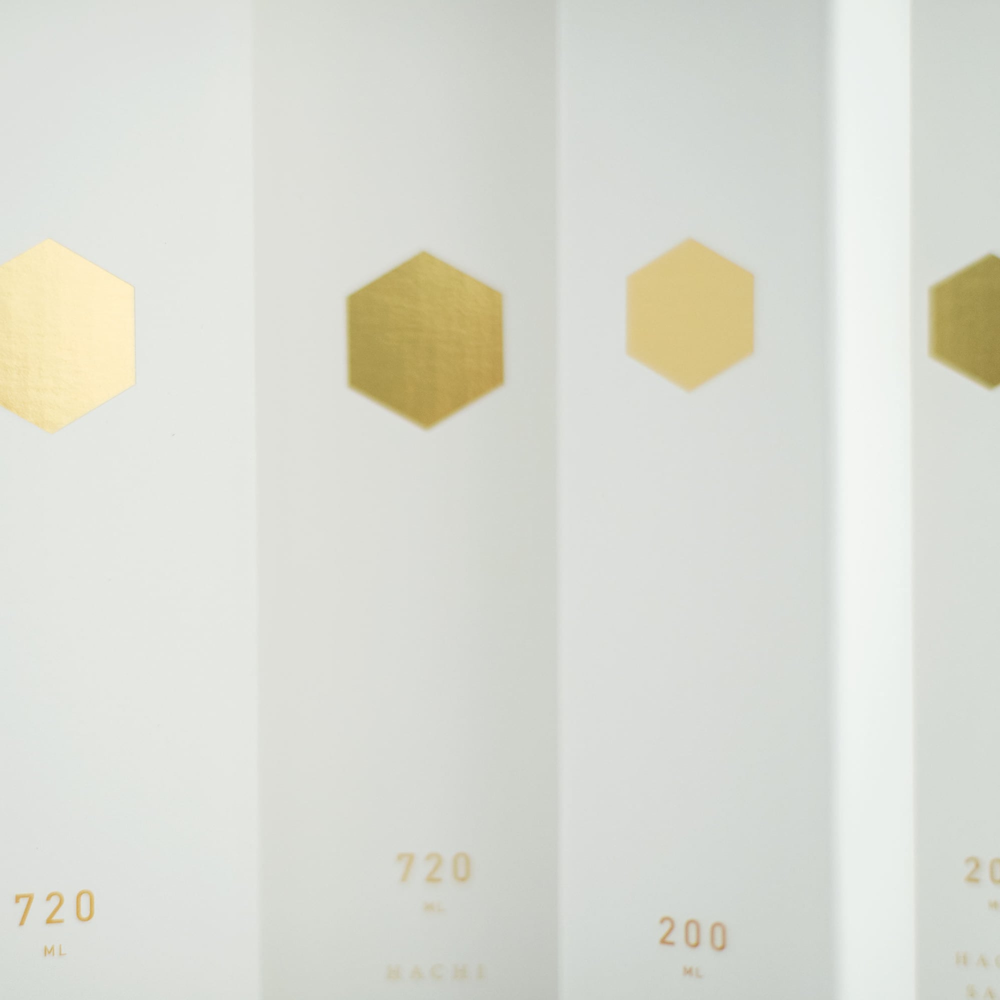 蜂酒 200ml | 蜂酒-オオスズメバチの焼酎漬け販売|あつたや 蜂酒 200ml | 蜂酒-オオスズメバチの焼酎漬け販売|あつたや