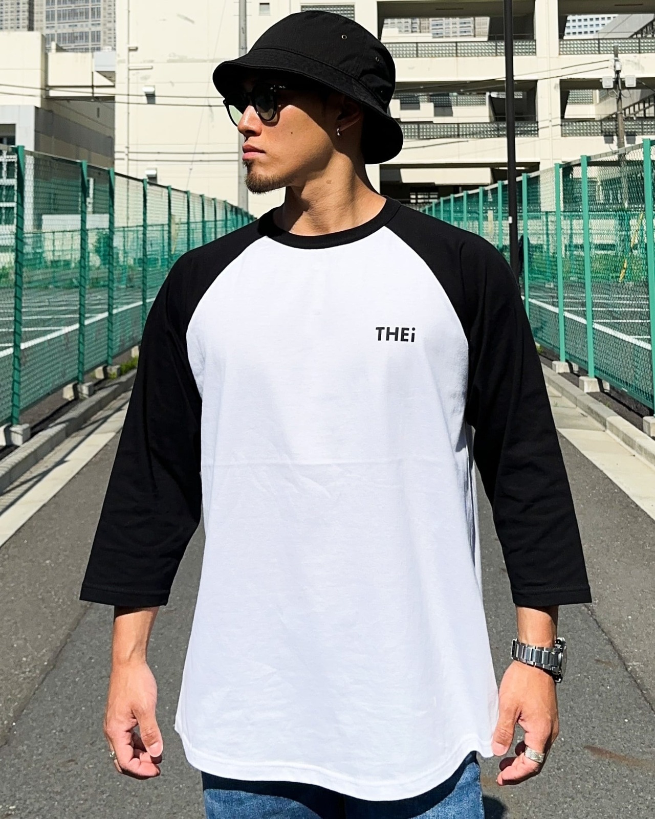 BASIC ONE POINT RAGLAN 3/4 SLEEVE T-SHIRT - WHITE / BLACK