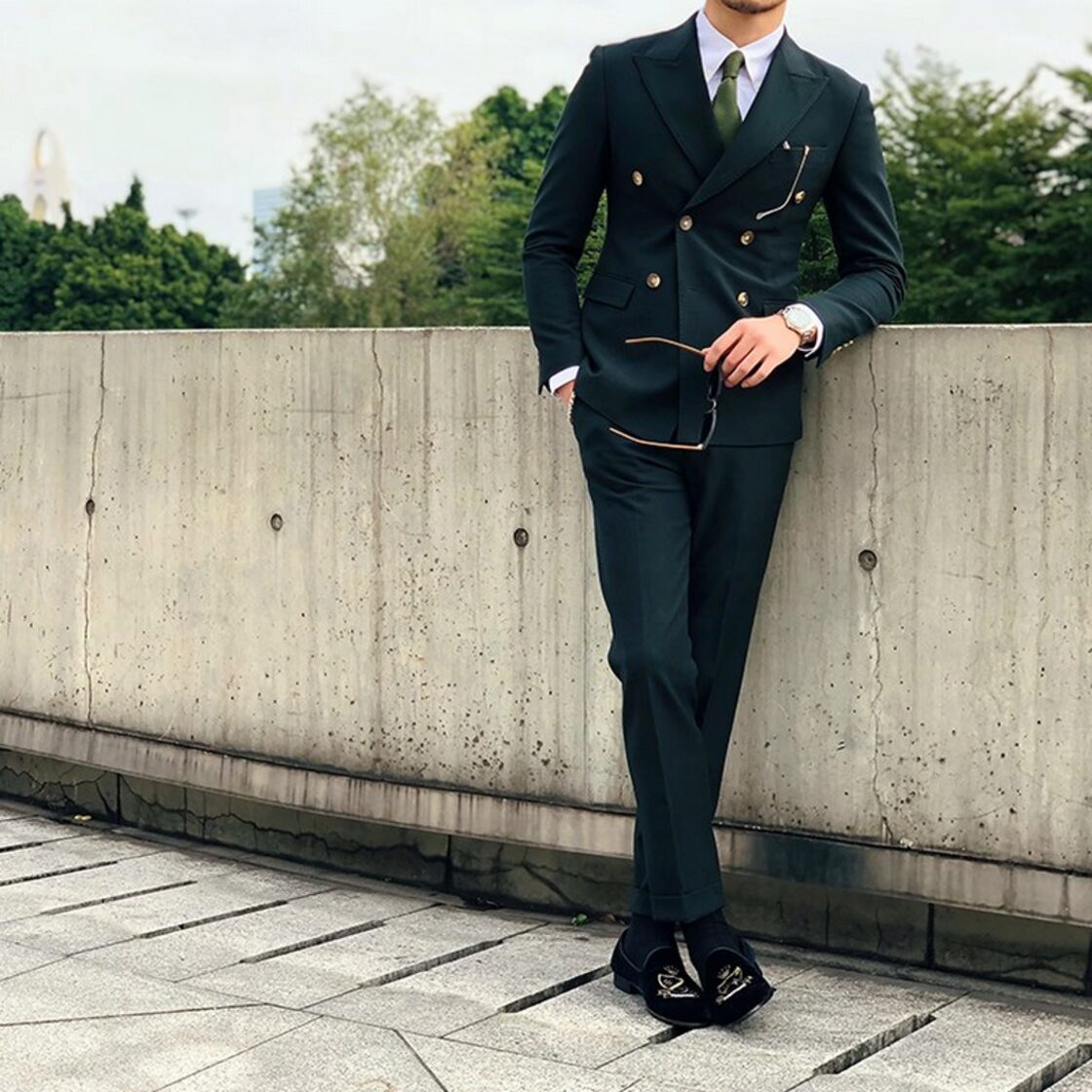 早いもの勝ち。Paidé ネイビー ダブルブレストスーツ ツーピース