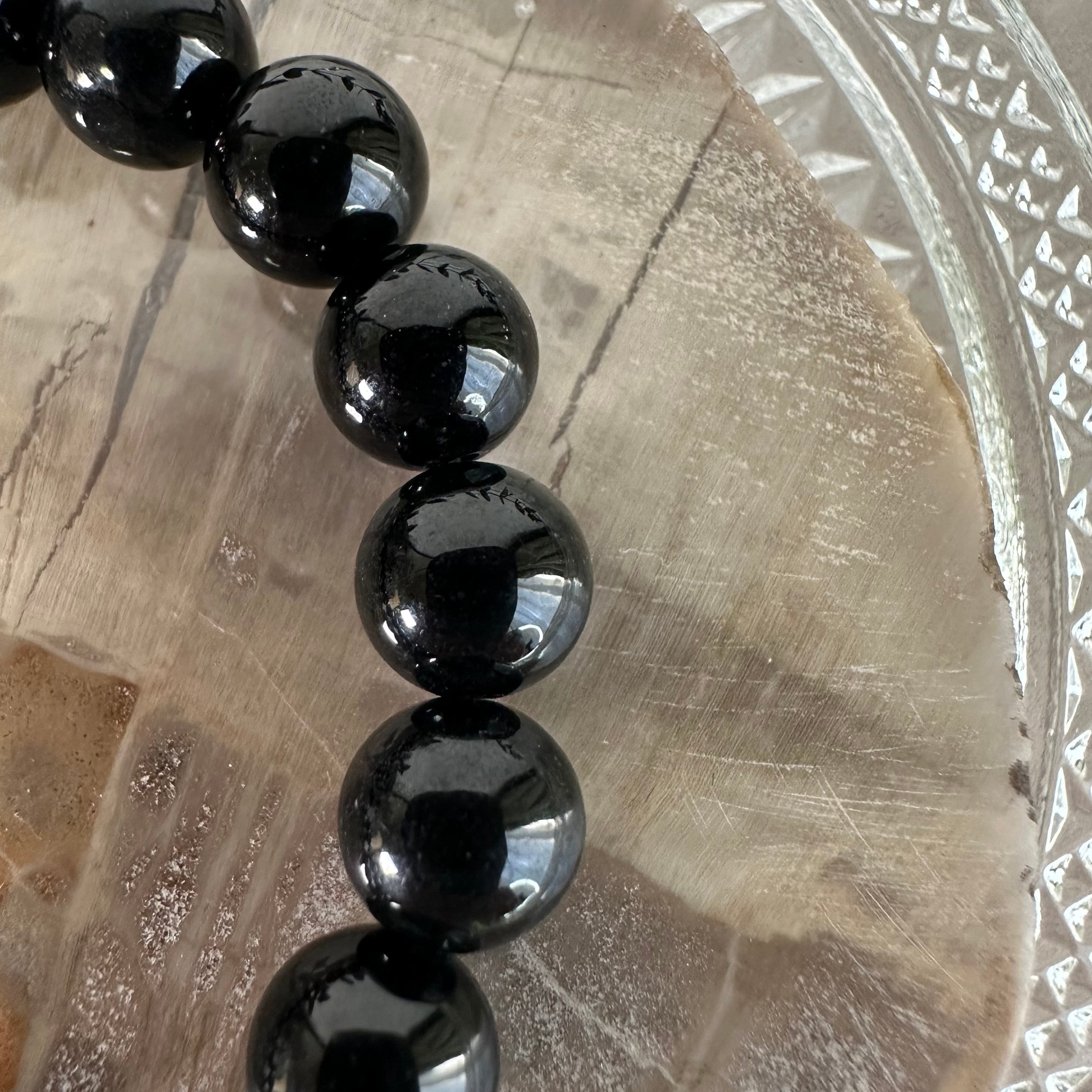 ミャンマー産黒翡翠ブレスレット866 | 円と縁 オラクルと天然石のお店