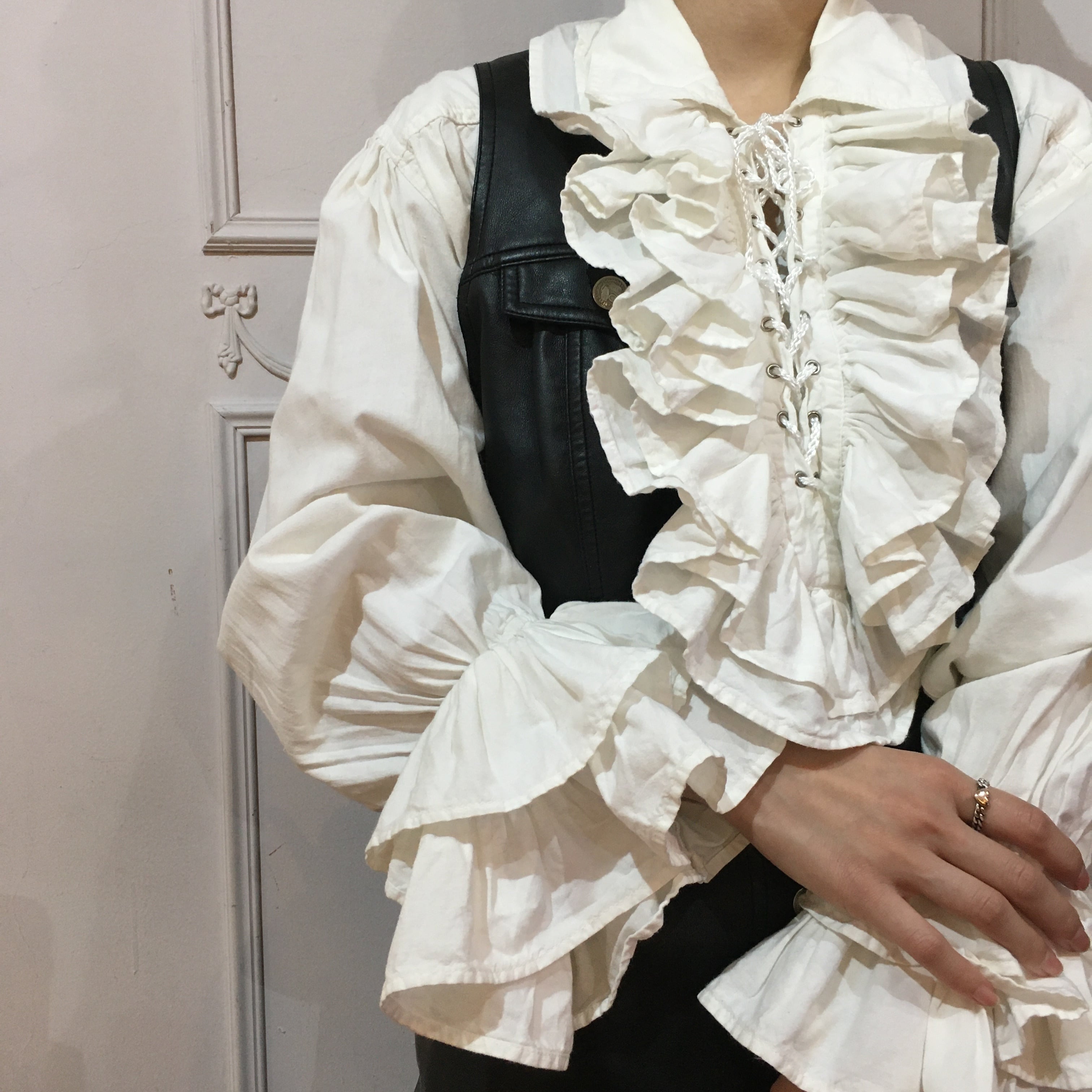 フリルブラウス 20201218