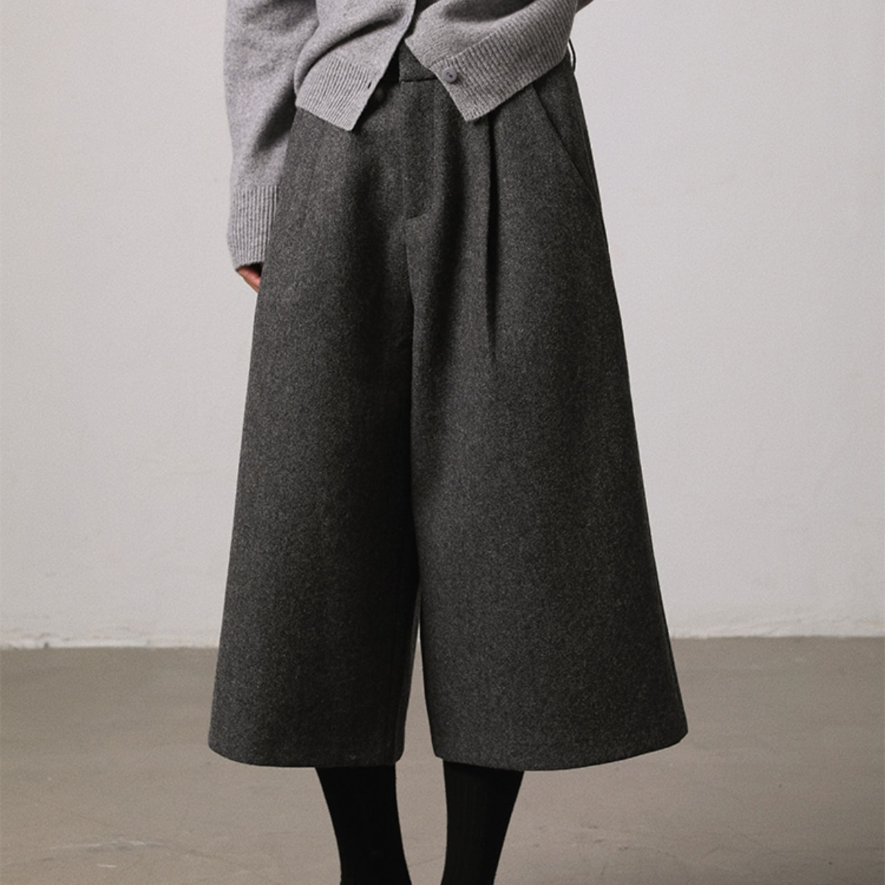 Wide Cropped Culotte Pants T4086