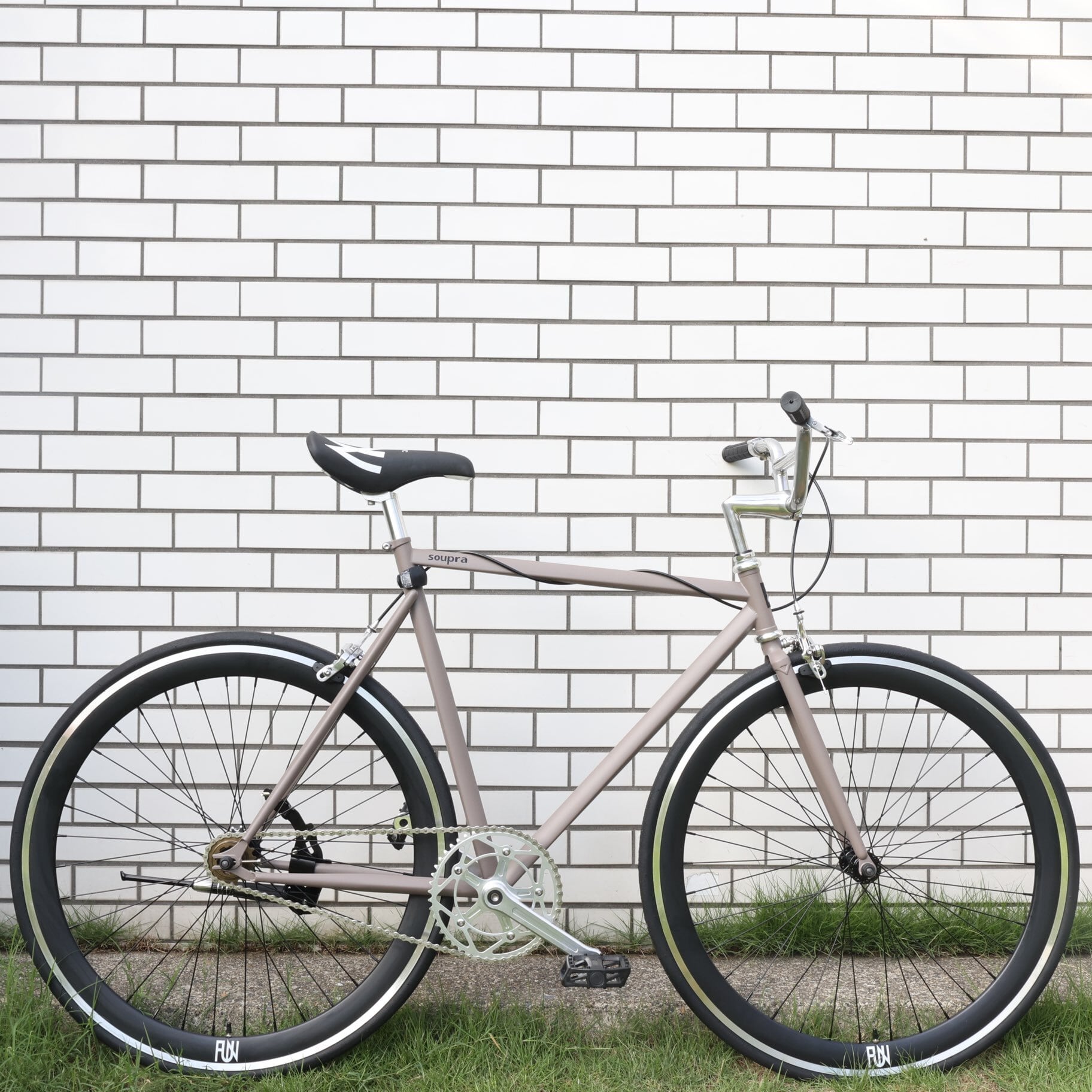 【新品】FUN 700C SOUPRA クローム ピストバイク 自転車