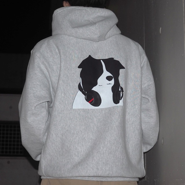 undrcastフーディー