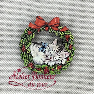 フランス製　木製　ボタン　猫　クリスマス　子猫とリース　クリスマスリース