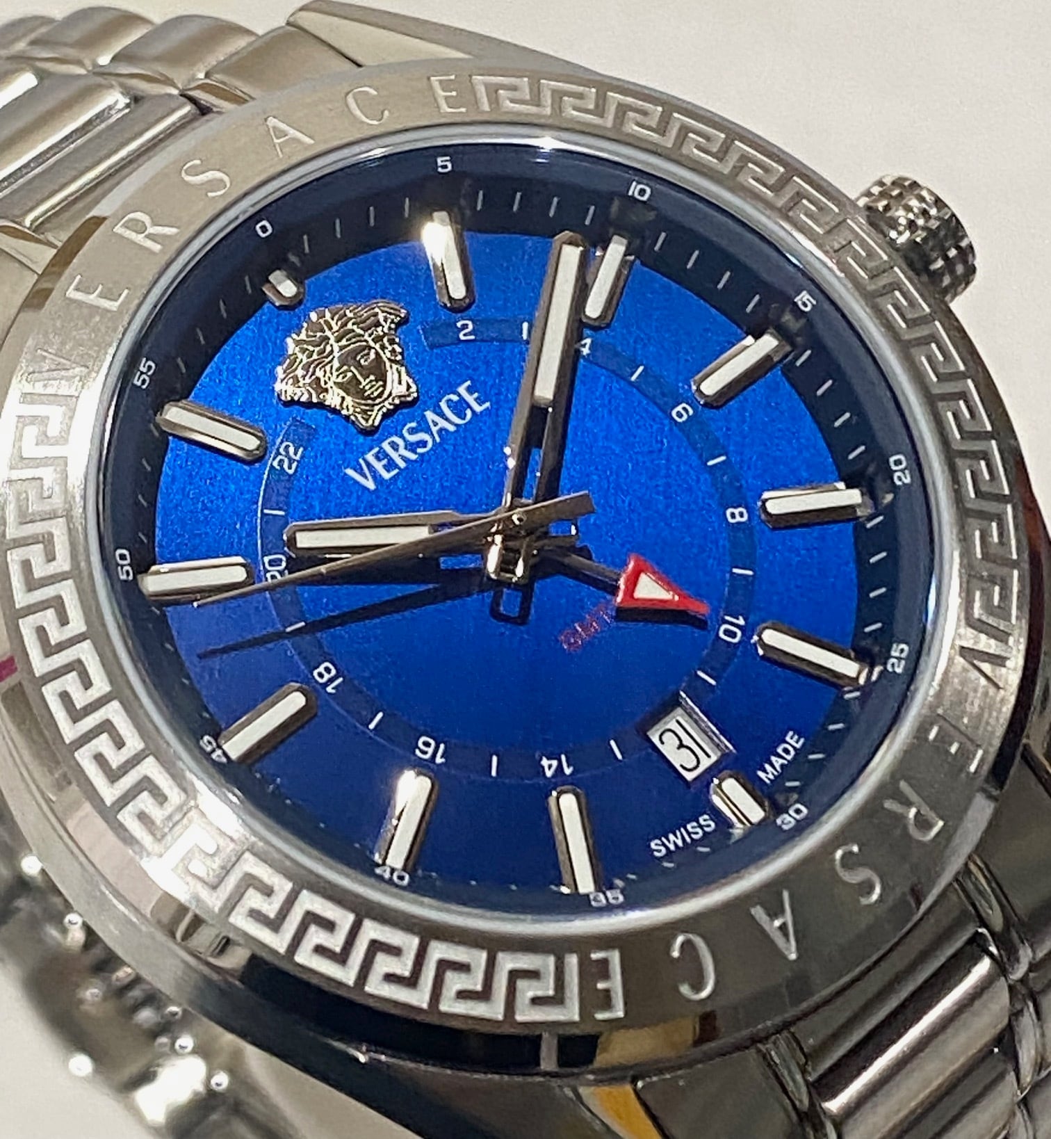 VERSACE ヴェルサーチェ メンズ 腕時計 VEAFA0424 V コード V-CODE