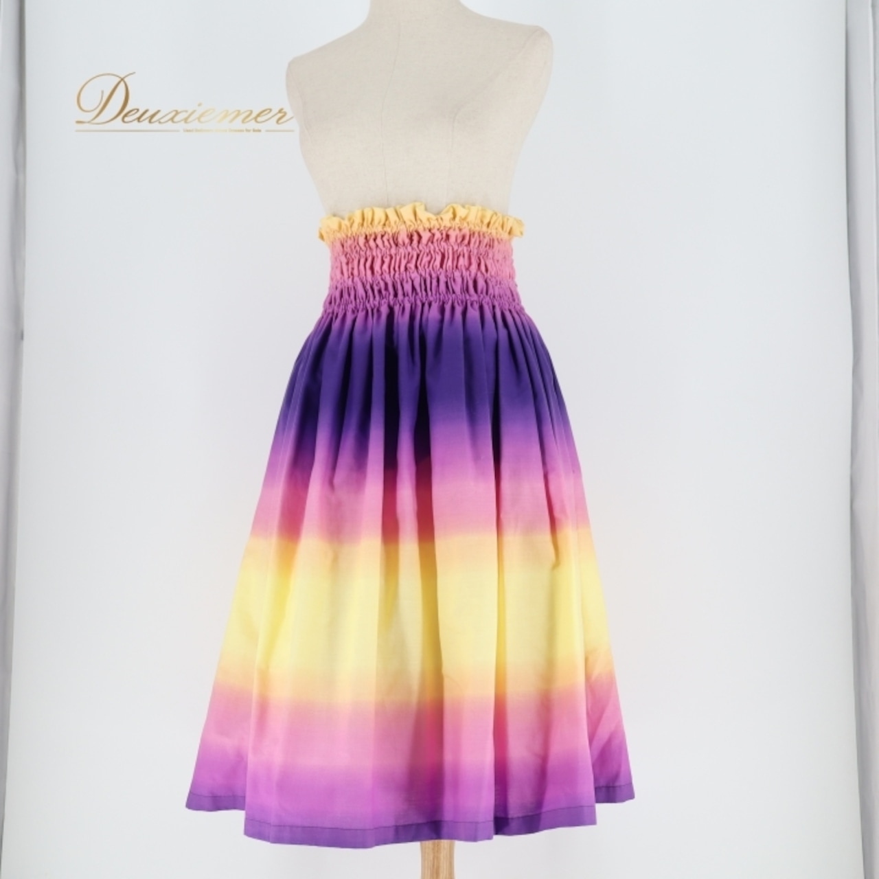 フラダンス 衣装 パウスカート パープル系 セキノレーシングスポーツ 無地 グラデーション 日本製 紫 ピンク 黄 シングル スカート フレア ハワイアン アロハ フラ ダンス レッスン 練習 シンプル 華やか 鮮やか かわいい おしゃれ 上品 ピンク系 イエロー系 グラデーションスカート カジュアル キュート エレガント レディース ダンスウェア